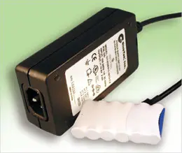 Chargeur rapide de bureau, les batteries Ni-Cd/Ni-MH pour ITE et applications médicales Chargeur rapide de bureau, les batteries Ni-Cd/Ni-MH pour ITE et applications médicales